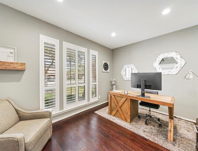 Foto del edificio - 26635 Becker Pines Ln
