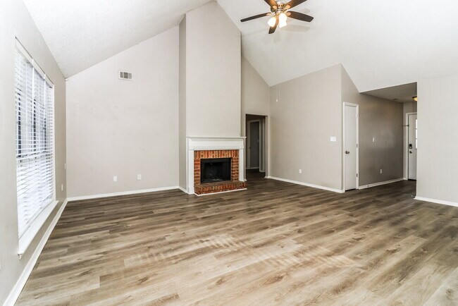 Building Photo - 4123 Chanticleer Dr NW