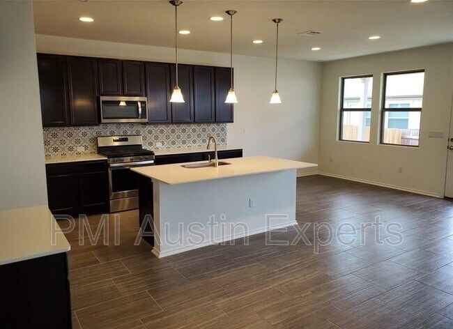 Foto del edificio - 2003 Tasmanian Tiger Trace