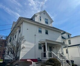 Building Photo - 141 Whitwell St