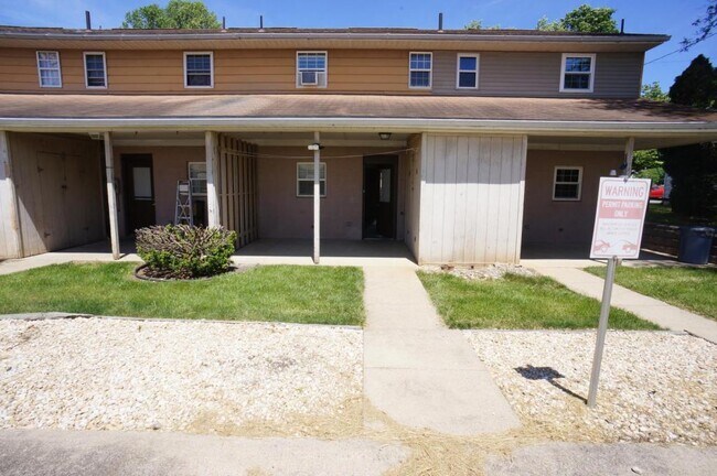 Foto del edificio - 448 Guilford Ave