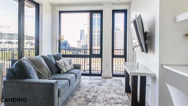 Foto del edificio - 1007 S Mint St