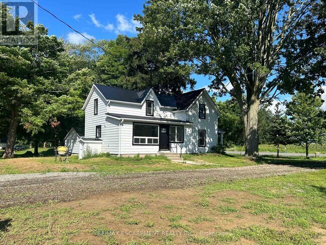 Building Photo - 1888 ON-3