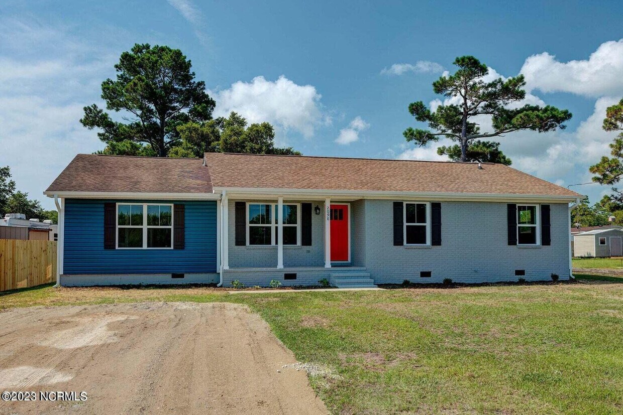 Primary Photo - 2098 NC-172