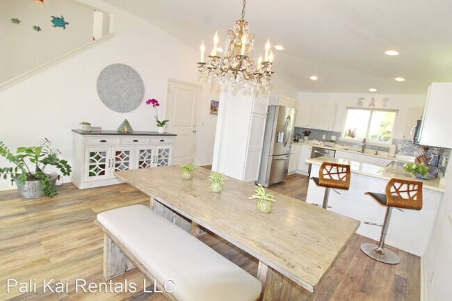 Building Photo - 3 br, 2.5 bath House - 153 Kamahao Circle