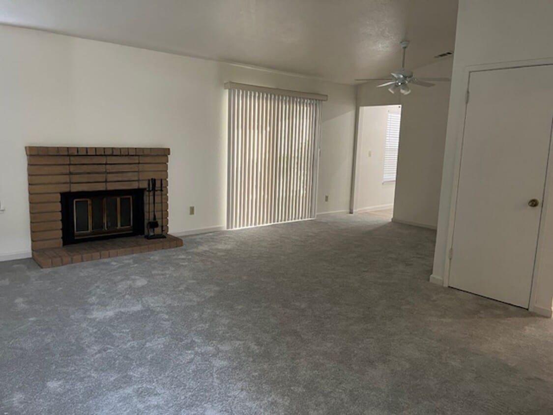 Building Photo - 6031 Carolina Cir