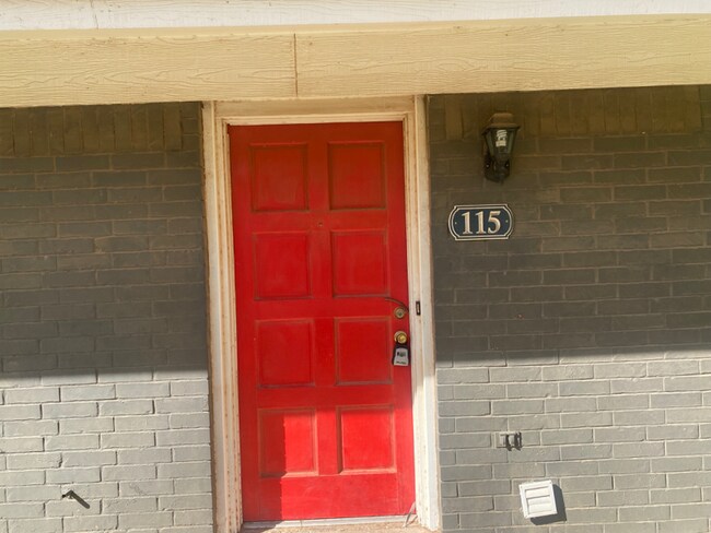 Foto del edificio - 7303 Avenue X