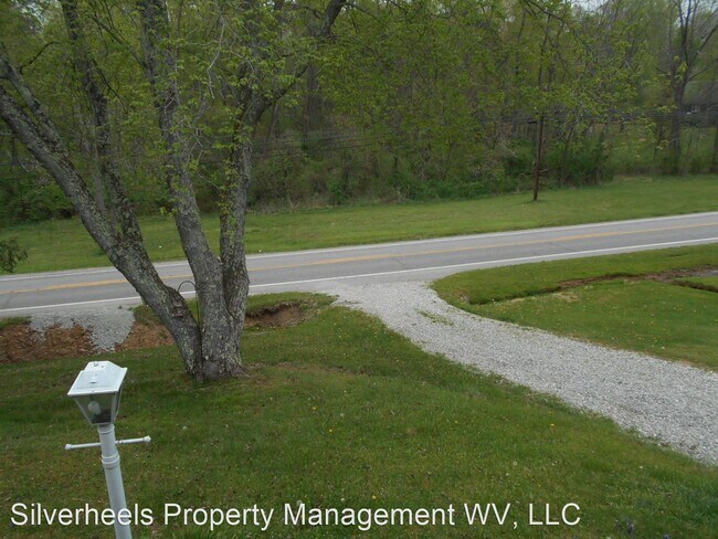 Building Photo - 3 br, 1 bath House - 3916 Williamstown Pike