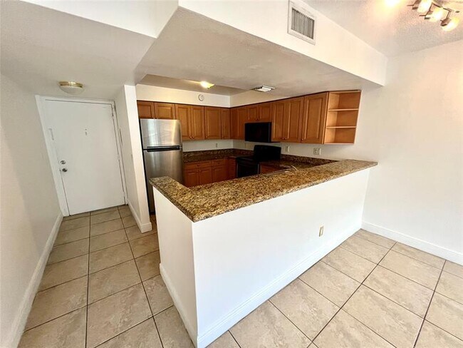 Foto del edificio - 5221 Geneva Way