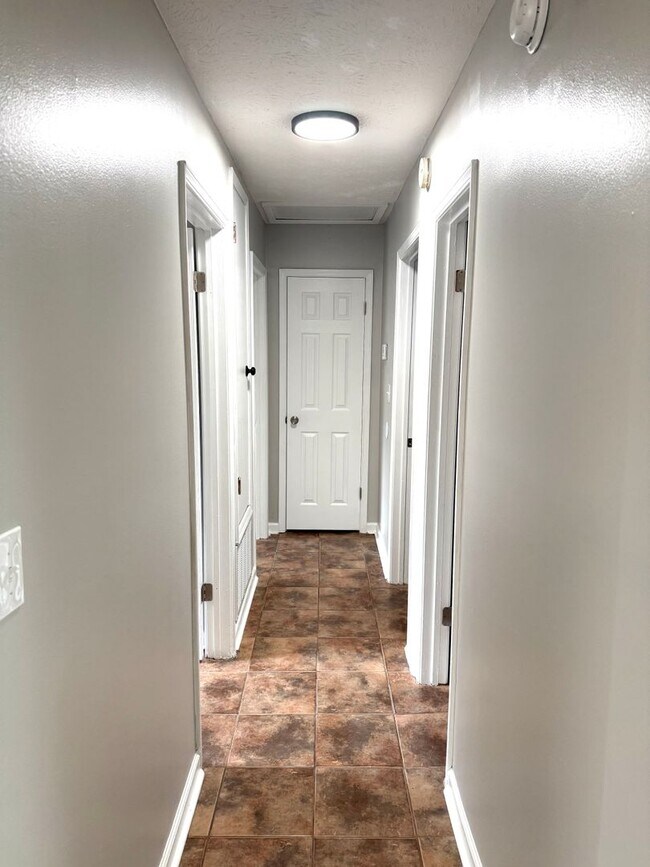 Foto del edificio - Beautiful 3/2 In Montgomery East *** Call 334-366-9198 to Schedule a Self Tour!