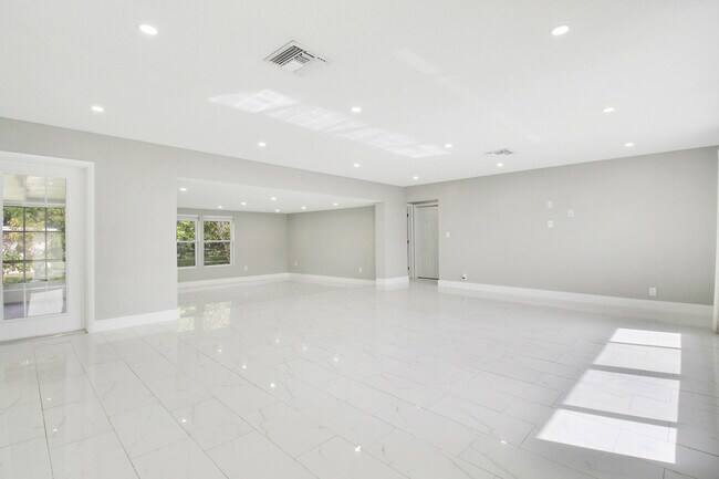 Foto del edificio - 1231 SW 32nd St