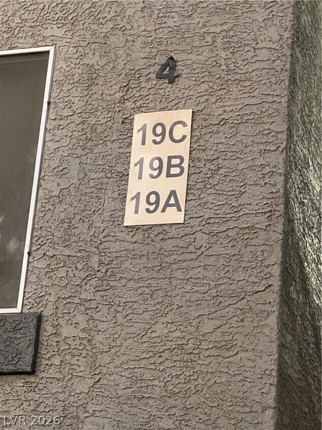 Foto del edificio - 701 Capri Dr