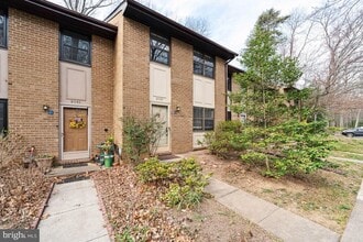 Building Photo - 2053 Headlands Cir