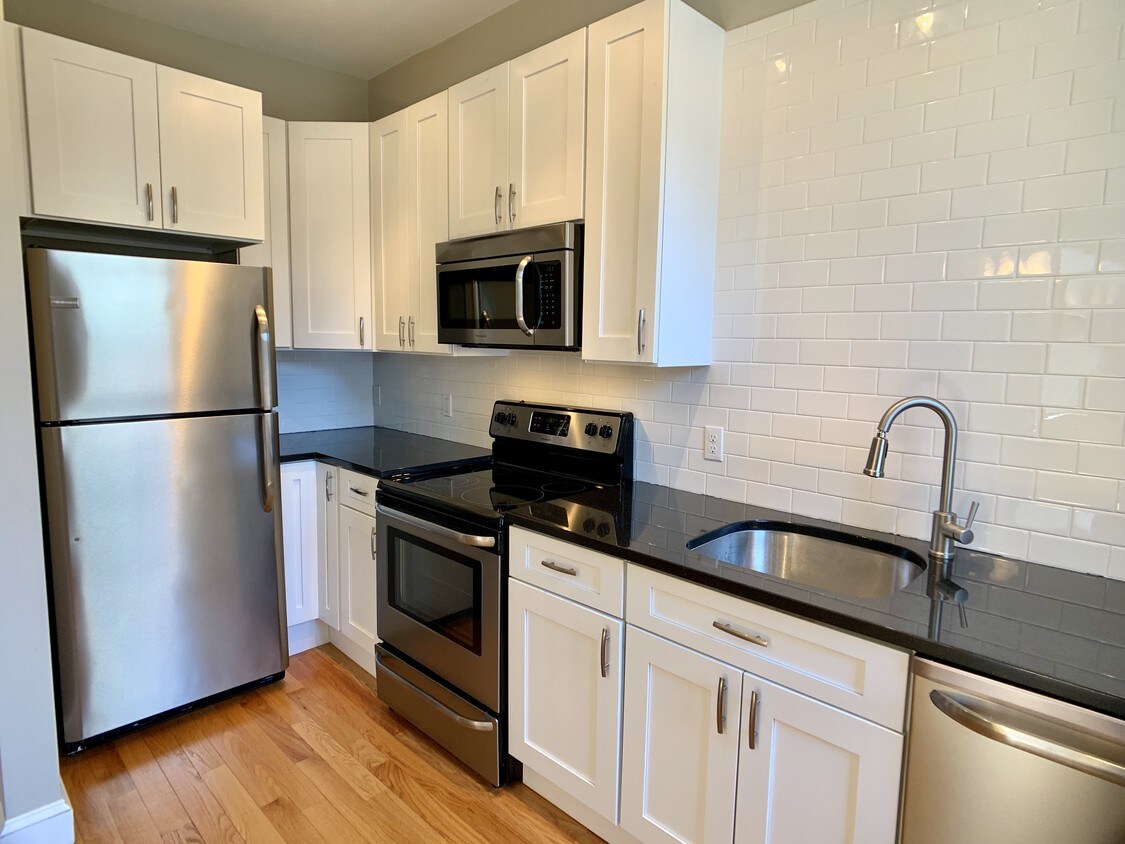 Foto principal - 95 Third St