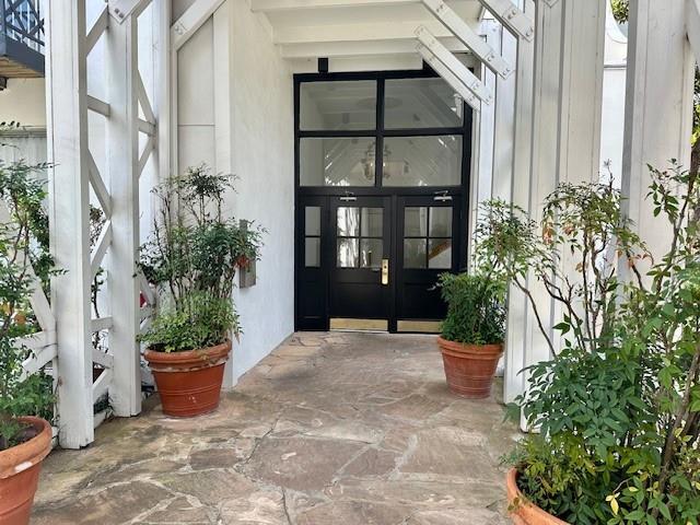 Foto del edificio - 2333 Bering Dr