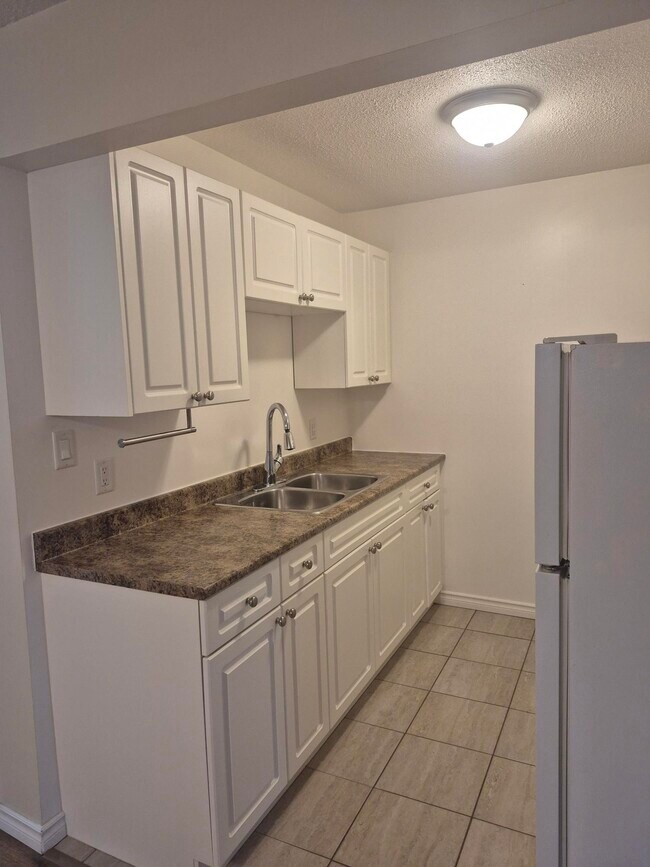 Photo du bâtiment - 2 Bedroom Basement Unit – Sault Ste. Marie...