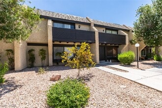 Building Photo - 3318 China Dr