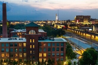 Building Photo - 170 Boulevard SE