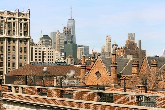 Foto del edificio - 65 Livingston St