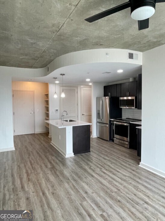 Foto del edificio - 1080 W Peachtree St NW