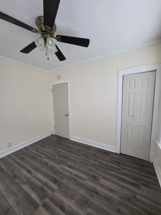 3rd bedroom - 6406 S Francisco Ave