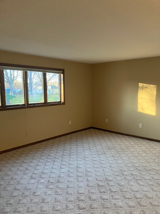 Foto del edificio - 301 5th St S