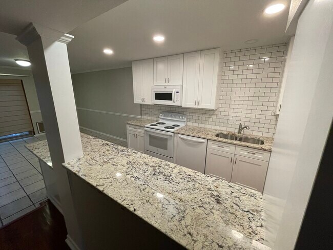 Foto del edificio - 3434 Northmoor St