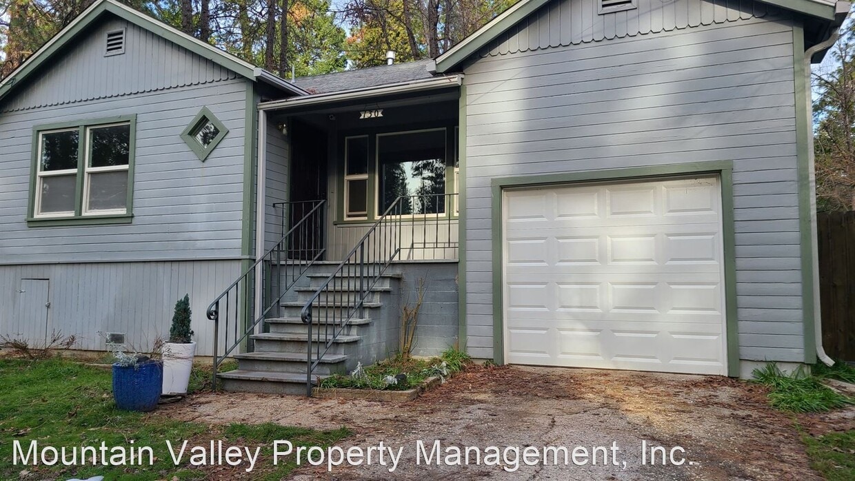 Primary Photo - 2 br, 1 bath House - 130 E Empire Court