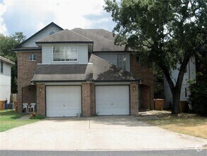 Building Photo - 9623 Sugar Hill Dr