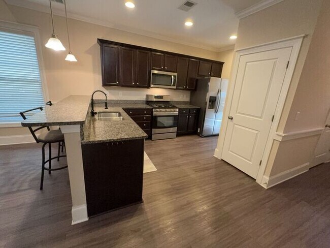 Foto del edificio - 344 Dawsons Park Dr