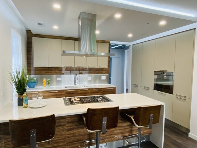 Foto del edificio - 1921 S Jefferson St