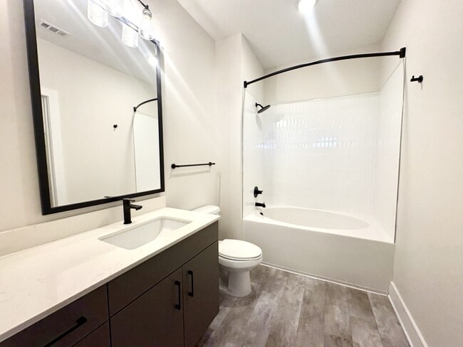 Interior Photo - District at Riverside Apartments