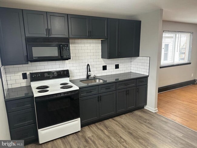 Foto del edificio - 517 Morgan Ave