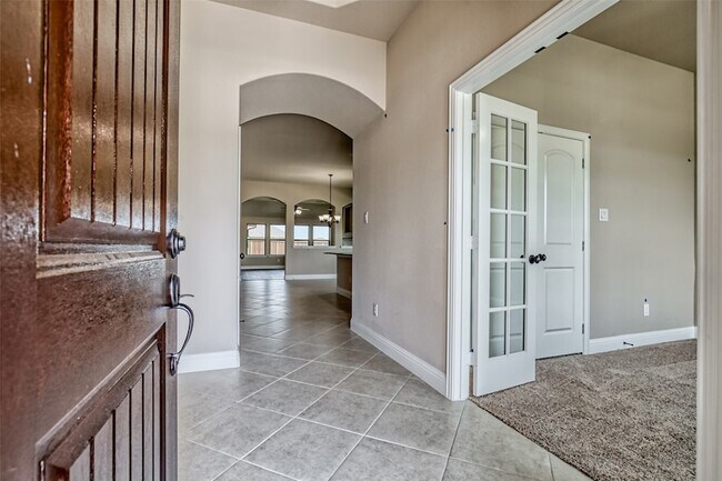 Foto del edificio - 330 Sweetspire Dr