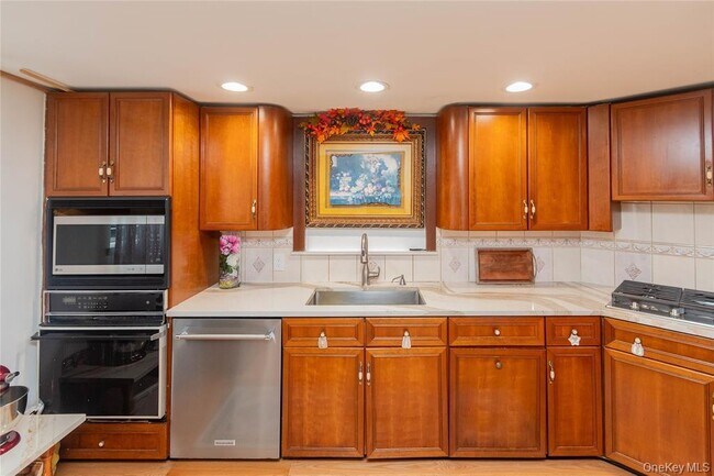 Foto del edificio - 65 Berkshire Trail