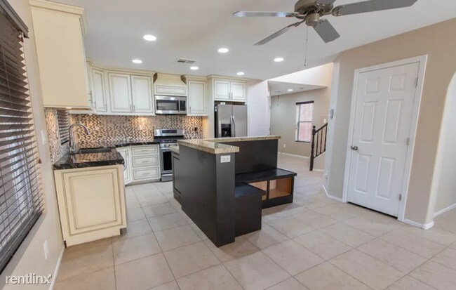 Building Photo - 4 br, 3 bath House - 9966 Otterburn Street...