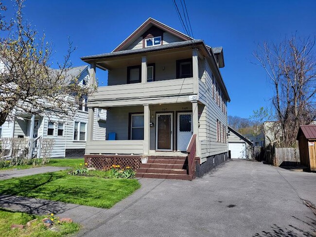Building Photo - 547 Hickok Ave