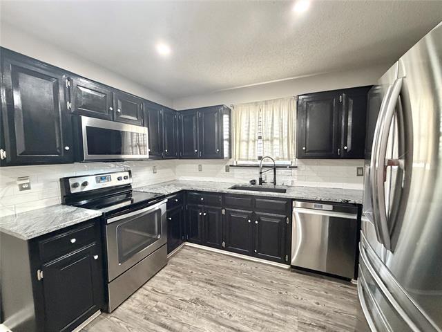 Foto del edificio - 923 Wayne Ave