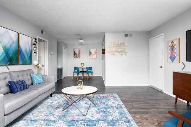 Foto del edificio - 5300 Northwest Loop 410
