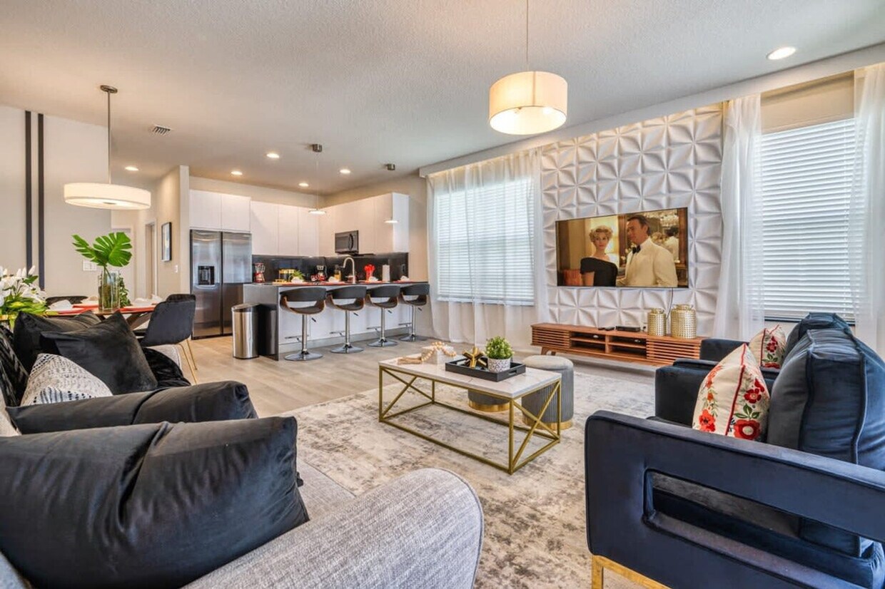 Foto principal - 17444 Hidden Forest Dr