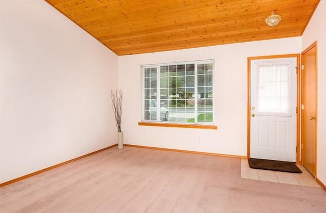 Building Photo - 761 Sauk Ave