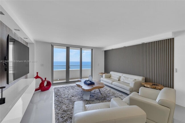 Building Photo - 5555 Collins Ave