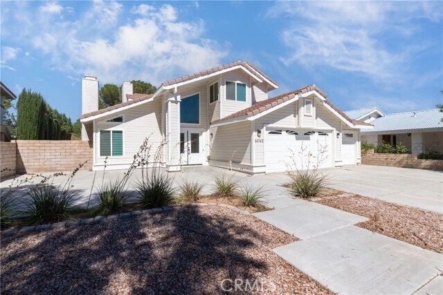 Building Photo - 14743 Blue Grass Dr