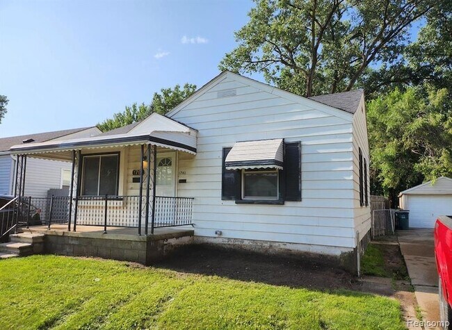 Building Photo - 1761 E Milton Ave