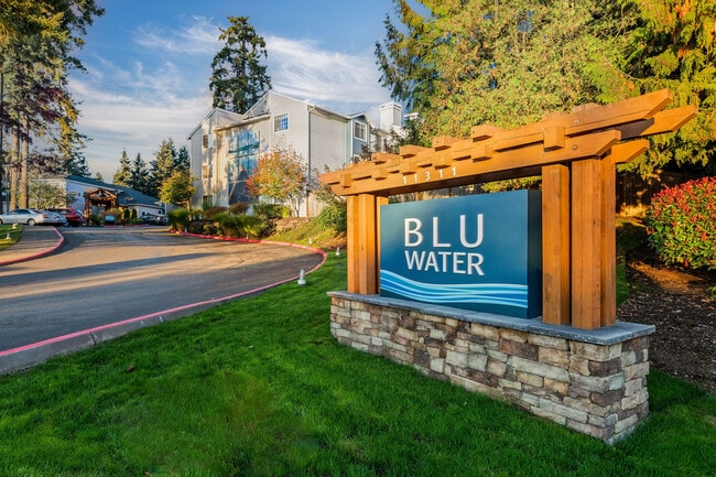Building Photo - BluWater