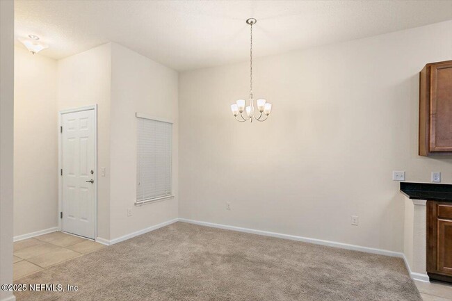 Building Photo - 218 Larkin Pl