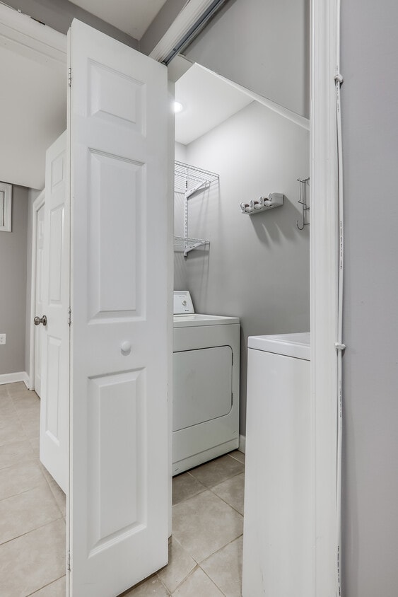 Primary Photo - 513 Somerset Pl NW