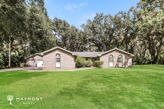 Building Photo - 7431 Oak Haven Dr