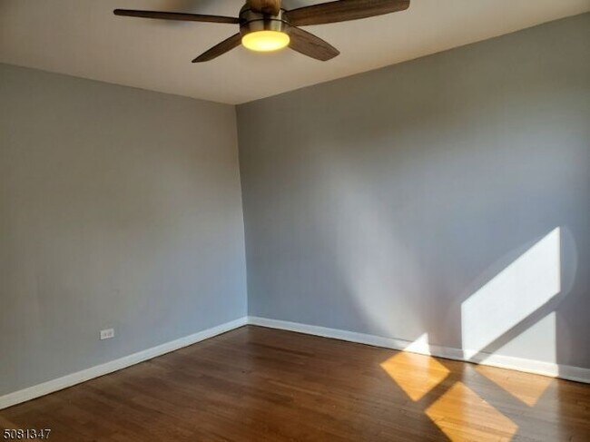 Building Photo - 516 Brooklawn Ave