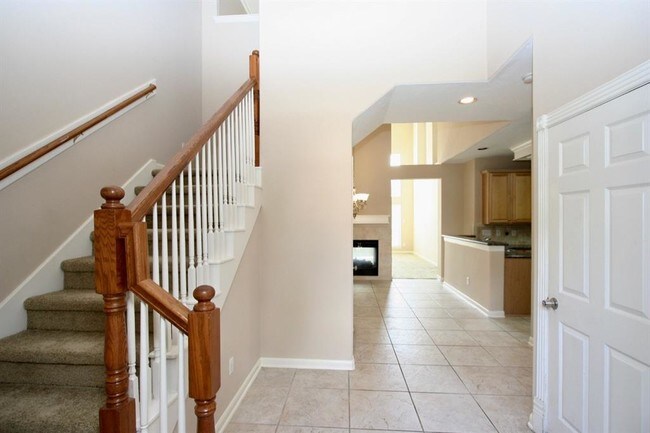 Building Photo - 2011 Marchwood Manor Dr